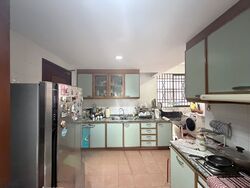 Seletaris (D27), Condominium #558807811